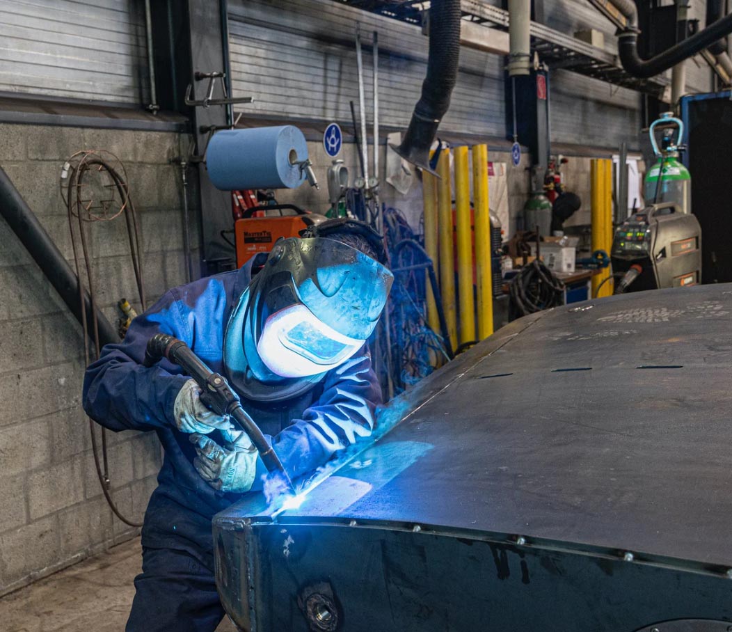 custon-welding-image Custom Fabrication, Coastline Welding & design